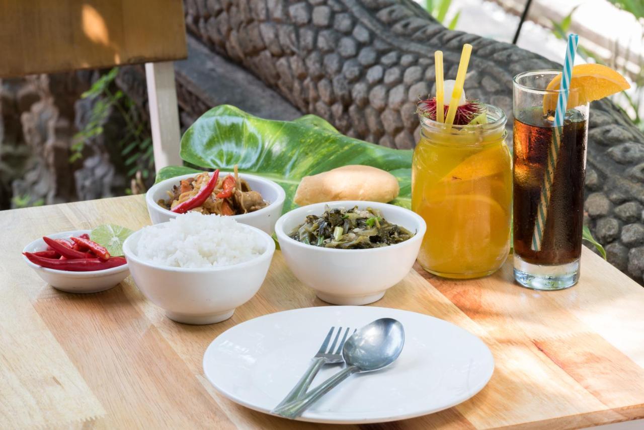 Barefoot Backpacker Resort Siem Reap Dış mekan fotoğraf
