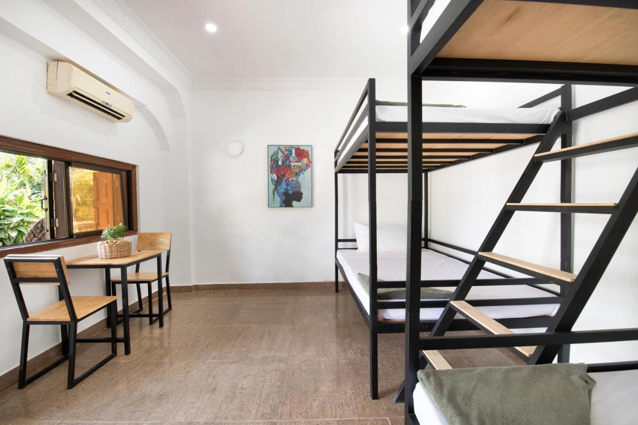 Barefoot Backpacker Resort Siem Reap Dış mekan fotoğraf