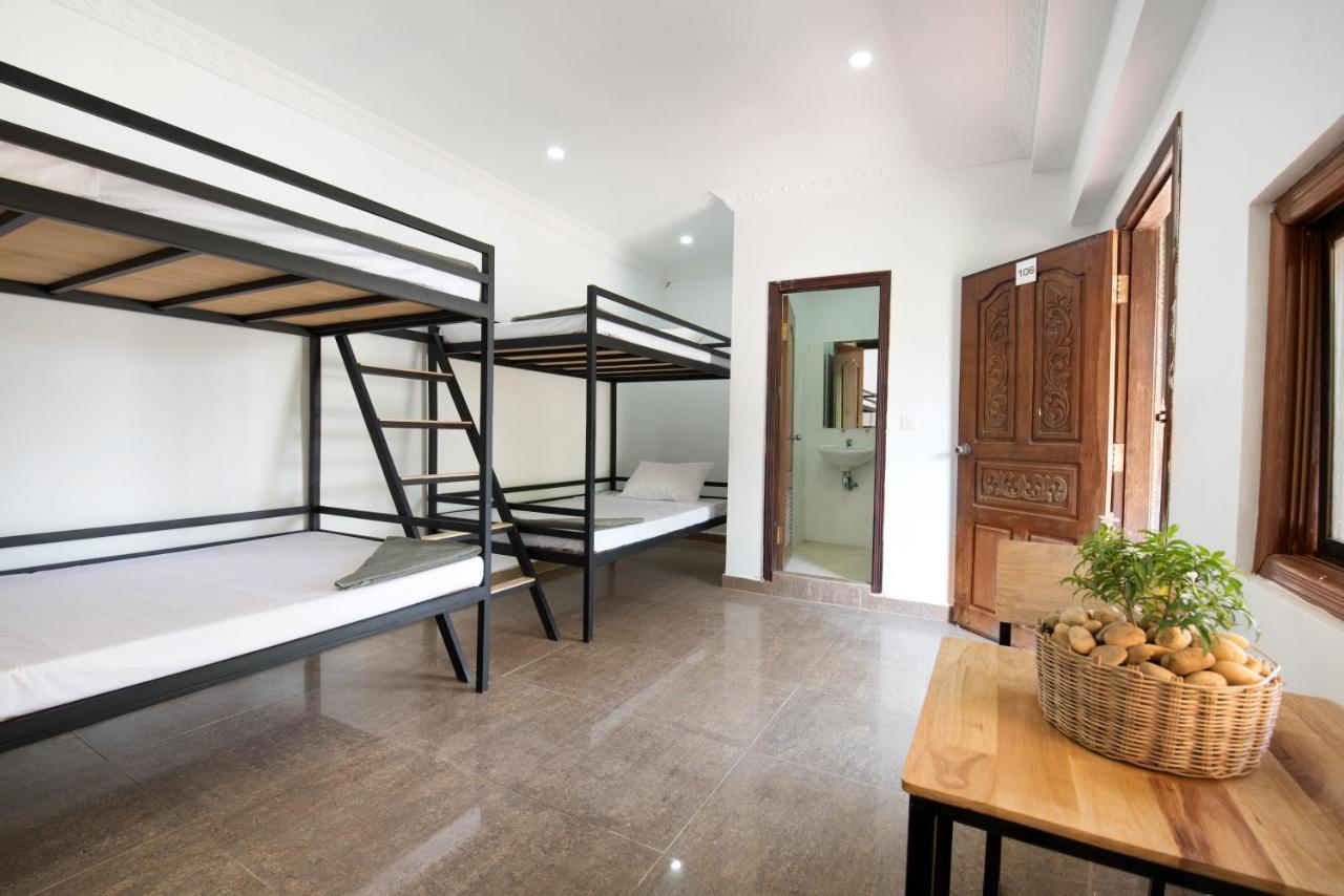 Barefoot Backpacker Resort Siem Reap Dış mekan fotoğraf