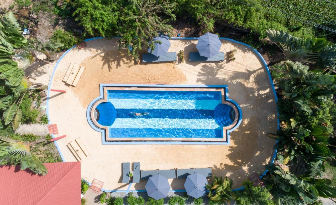 Barefoot Backpacker Resort Siem Reap Dış mekan fotoğraf